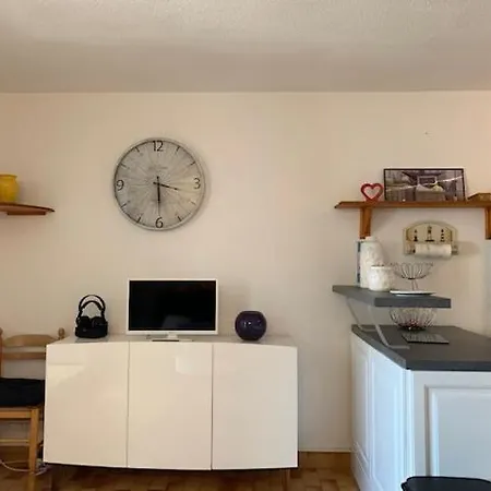 Studio Cabine Avec Beaucoup De Charme, Vue Sur Les Bateaux, Parking- Cap D'agde- Ref Ap128 Apartmán Agde
